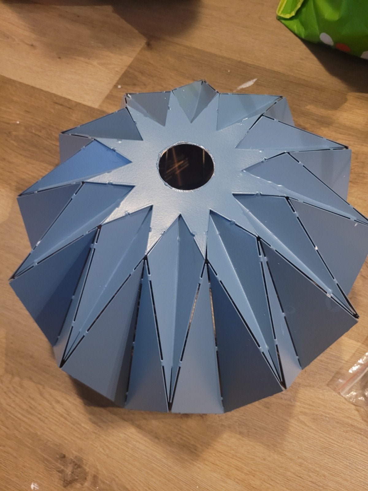 Origami-achtig lampekap, 37 cm, Plafondlamp, Ophalen, Metaal
