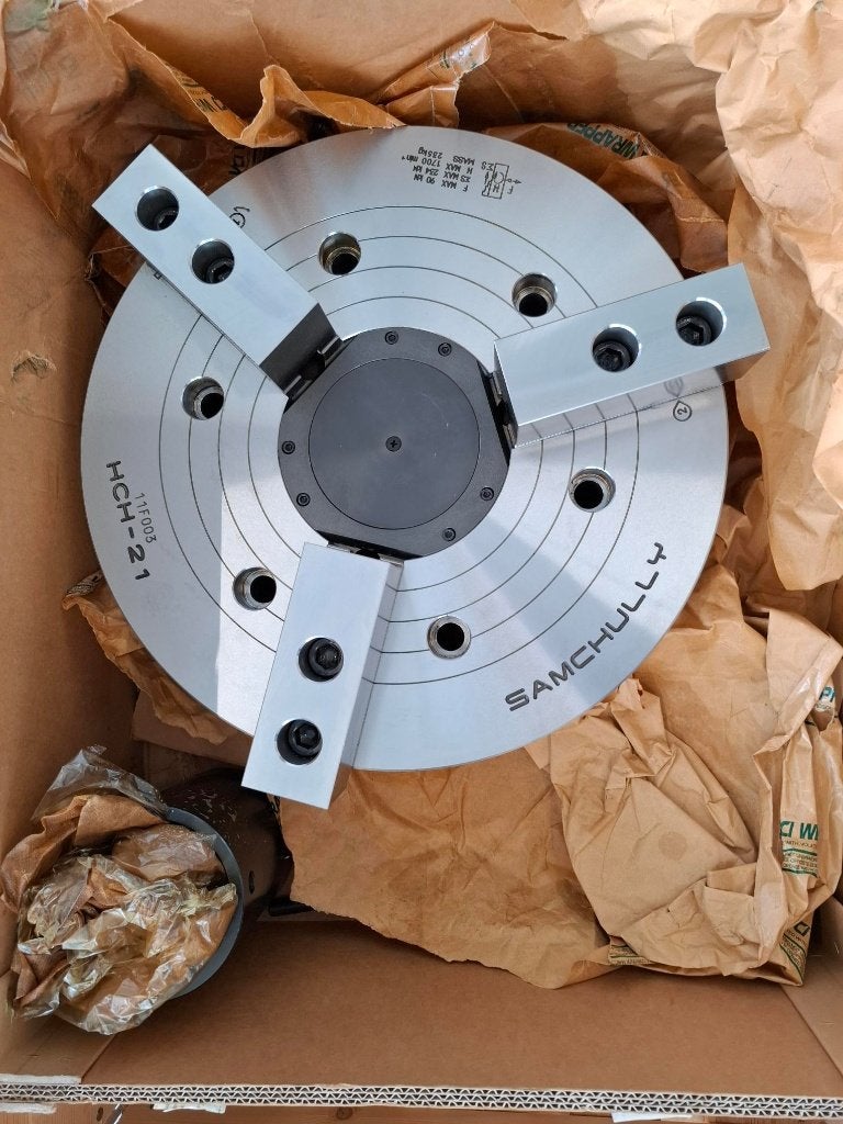 Samchully klauwplaat 21" HCH-21 nieuw tbv draaibank, Doe-het-zelf en Verbouw, Draaibanken, Ophalen of Verzenden, Nieuw, Metaaldraaibank