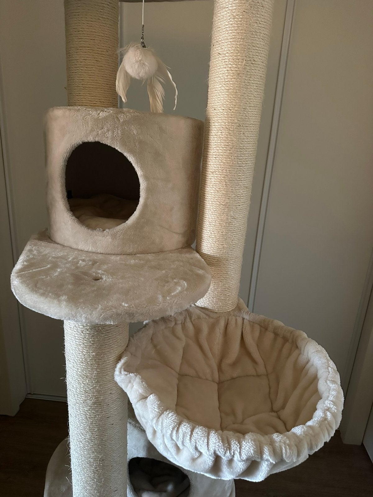 Petrebels Charlotte 180 Cream krabpaal – zo goed als nieuw, Ophalen, Zo goed als nieuw, Krabpaal
