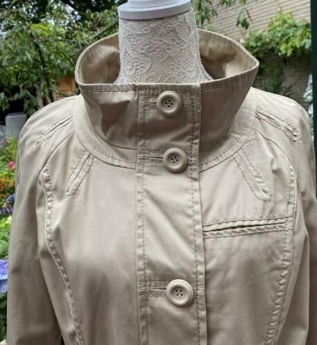 Lebek jas maat 44, Kleding | Dames, Jassen | Winter, Ophalen of Verzenden, Zo goed als nieuw, Maat 42/44 (L), Beige