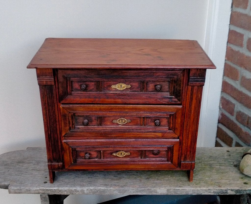 Antiek Houten Mini Kast met 3 Laden / Kastje / Ladenkastje, Ophalen of Verzenden