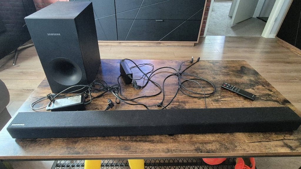 Samsung Soundbar HW-K360/XN, Audio, Tv en Foto, Soundbars, Ophalen, Bluetooth, Gebruikt