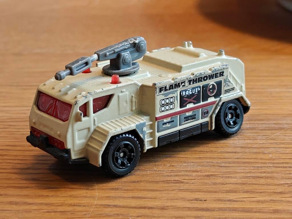 Matchbox Airport Fire Tanker, Ophalen of Verzenden, Zo goed als nieuw, Auto