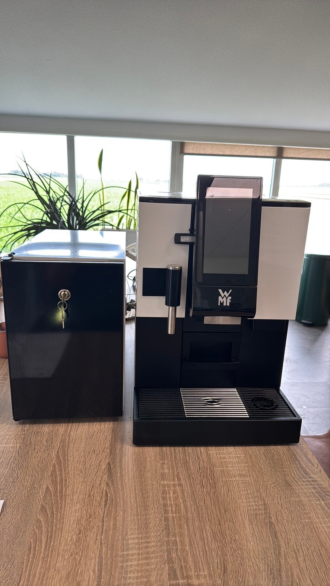 WMF 1100S Professionele Koffiemachine (Defect) + Accessoires, 10 kopjes of meer, Ophalen, Koffiemachine