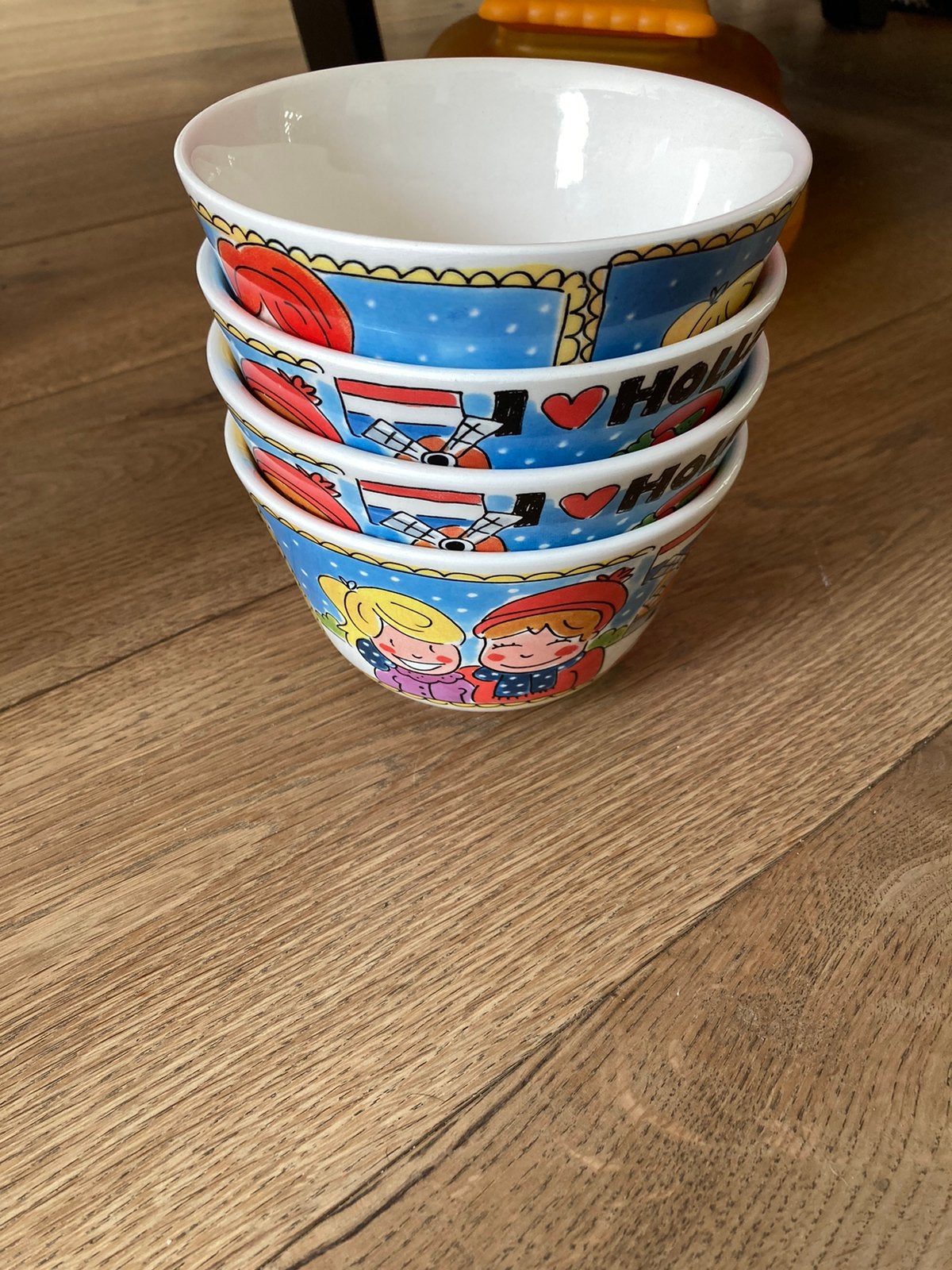 Blond Amsterdam Unox bakjes winter kommetjes schaaltjes, Ophalen of Verzenden, Zo goed als nieuw, Kom(men), Aardewerk