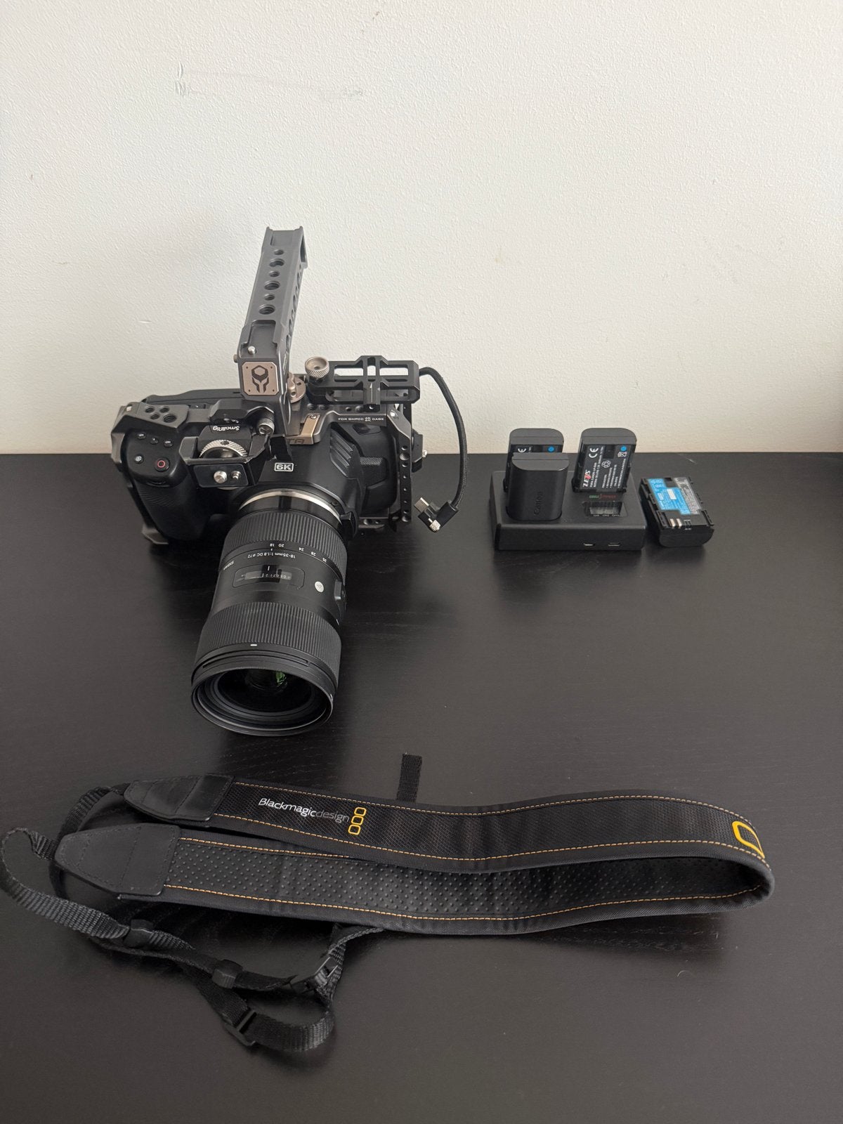 Blackmagic Pocket Cinema Camera 6K + Sigma 18-35 1.8 lens, Audio, Tv en Foto, Videocamera's Digitaal, Overige merken, Full HD