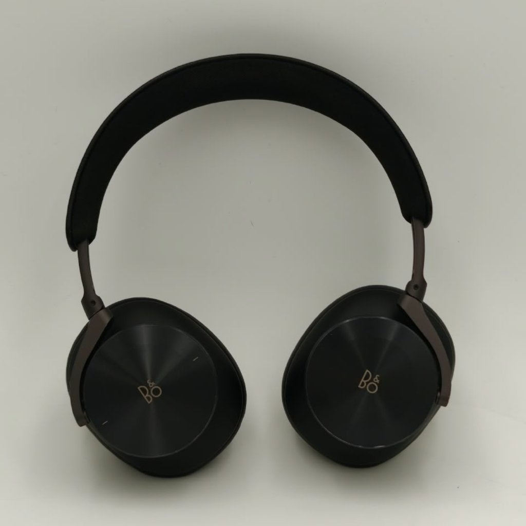 Bang & Olufsen BeoPlay H95 Draadloze koptelefoon + Garantie, Bang en Olufson, Zo goed als nieuw, Support@bangenolufson.com, Bang & Olufsen Group
Peter Bangs Vej 15
7600 Struer
Denmark