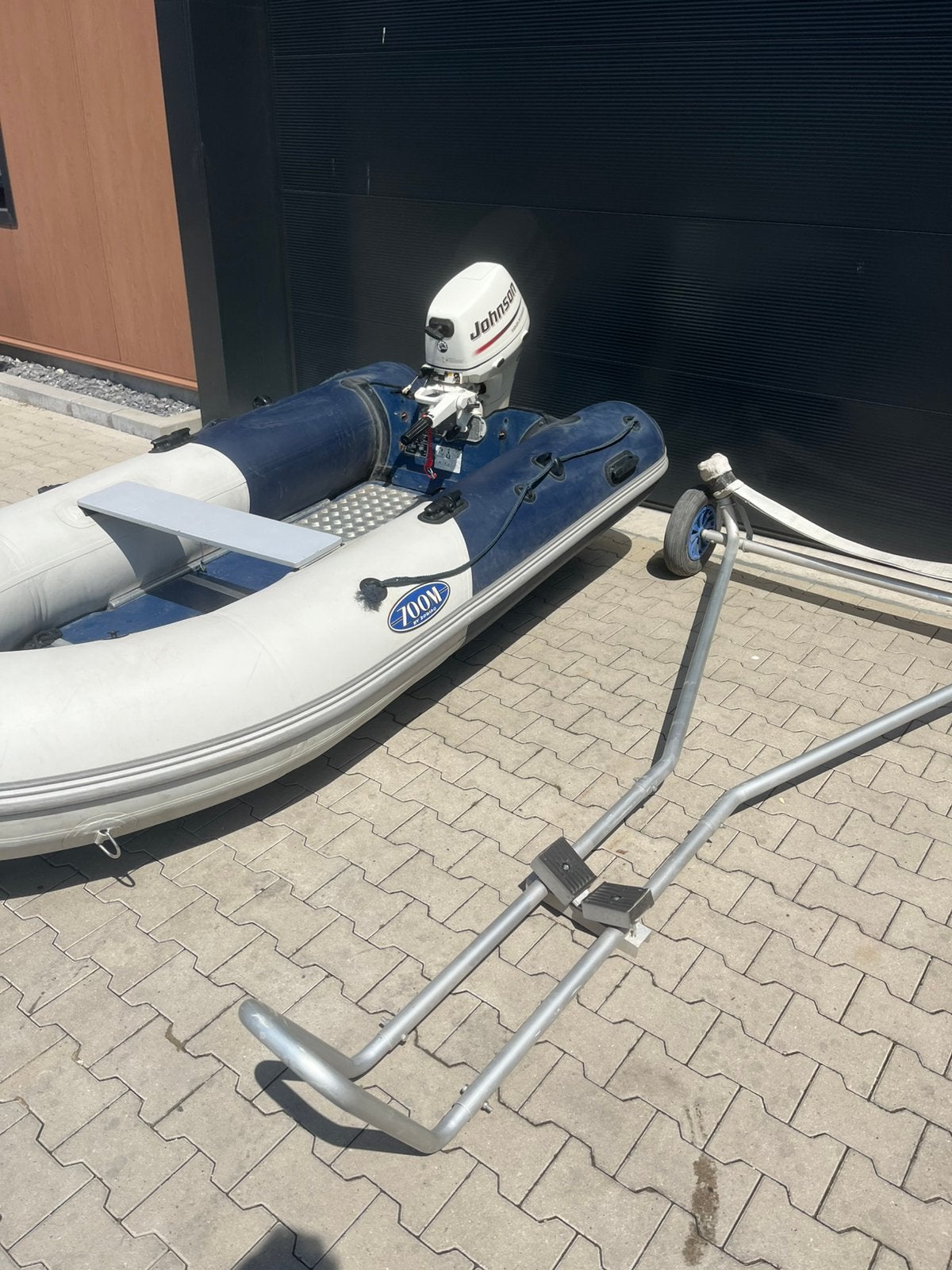 Rubberboot met buitenboordmotor 15 pk 4 takt johnson, Ophalen, Zo goed als nieuw, Motor en Techniek, Motorboot
