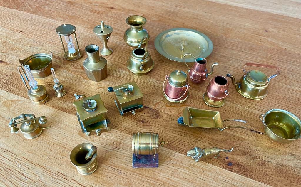 21 Koperen miniatuurtjes (letterbak), Ophalen of Verzenden, Zo goed als nieuw, Poppenhuis
