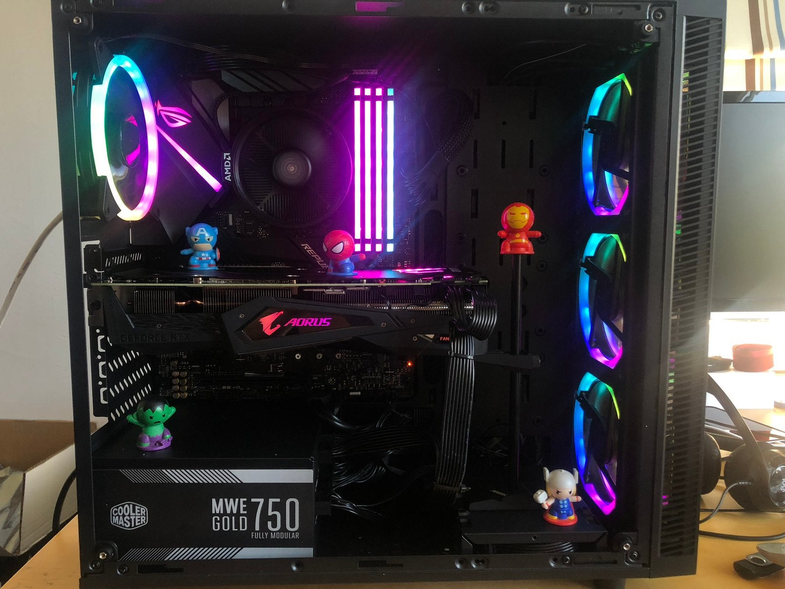 Gaming PC – RTX 2070 AORUS – Ryzen 5 3600 – RGB, Spelcomputers en Games, Games | Pc, Overige genres, 1 speler, Ophalen of Verzenden