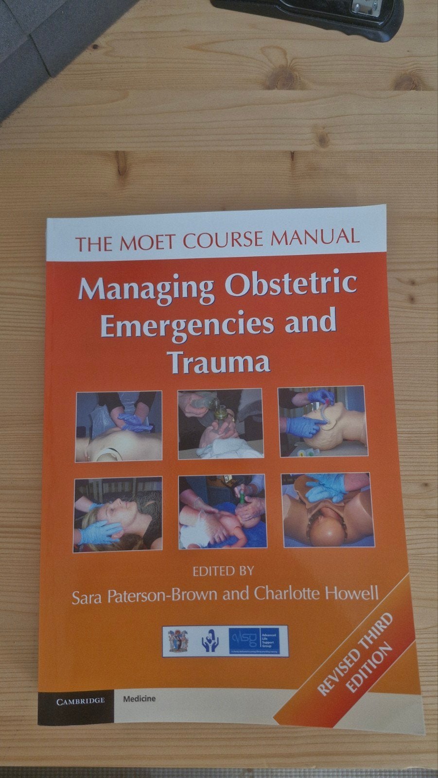 MOET Course Manual: Managing Obstetric Emergencies, Ophalen of Verzenden, Beta, Sara Paterson-Brown en Charlotte Howell, WO
