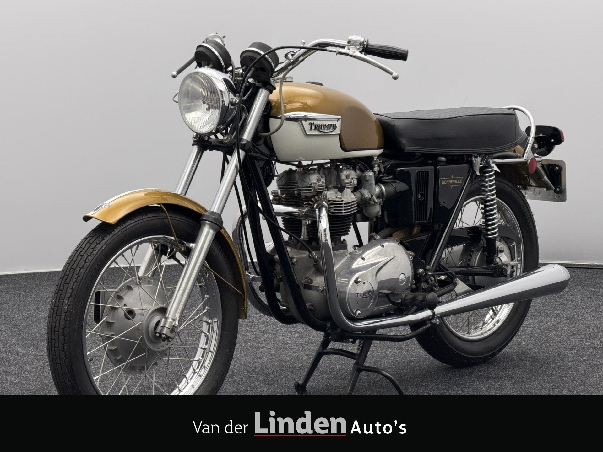 Triumph T120RV Bonneville | 1972 | Matching Numbers | NL Ken, Van der Linden Auto's, 649 cc, Gebruikt, Buitenvaart 1107
7905SE  HOOGEVEEN, NL