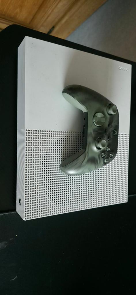 Xbox One S met controller - Wit, Spelcomputers en Games, Spelcomputers | Xbox One, Gebruikt, Xbox One S, 500 GB, Met 1 controller