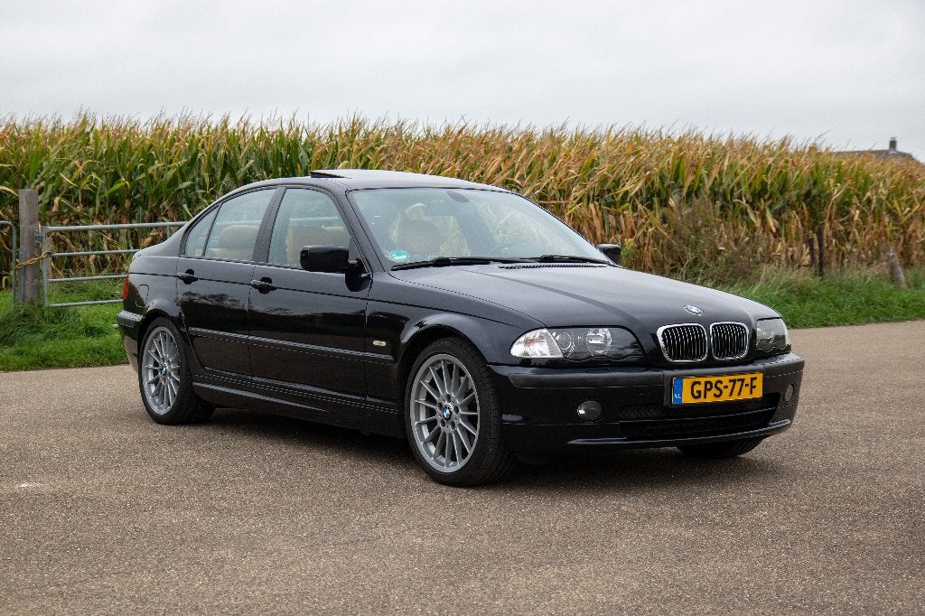 BMW 3-Serie | E46 | 328 CarbonZwart | individual interieur, Auto's, Euro 2, 1370 kg, Zwart, Overige kleuren