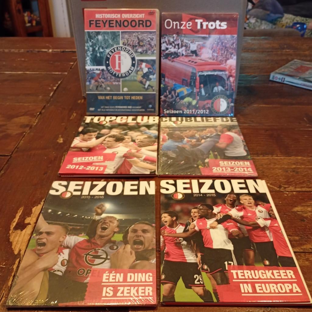 Feyenoord Seizoens DVD's 2011-2016 Collectie, Cd's en Dvd's, Dvd's | Sport en Fitness, Zo goed als nieuw, Documentaire, Voetbal