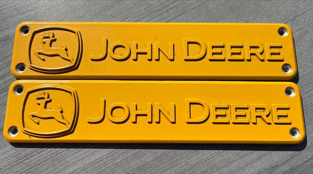 John Deere Embleem/ Naamplaatje - PRIJS PER STUK, Ophalen of Verzenden