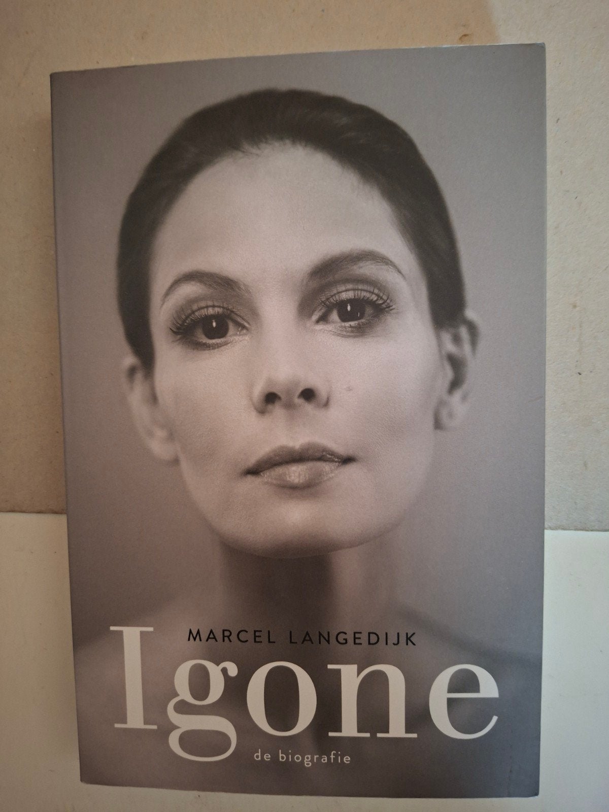 Marcel Langedijk - Igone, Boeken, Overige Boeken, Zo goed als nieuw, Verzenden