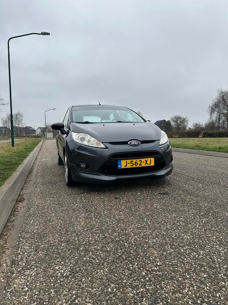 Ford Fiësta 1.6 Ti-vct 88KW 3DR 2008 Grijs, Auto's, Ford, Stof, 31 €/maand, 4 cilinders, Handgeschakeld