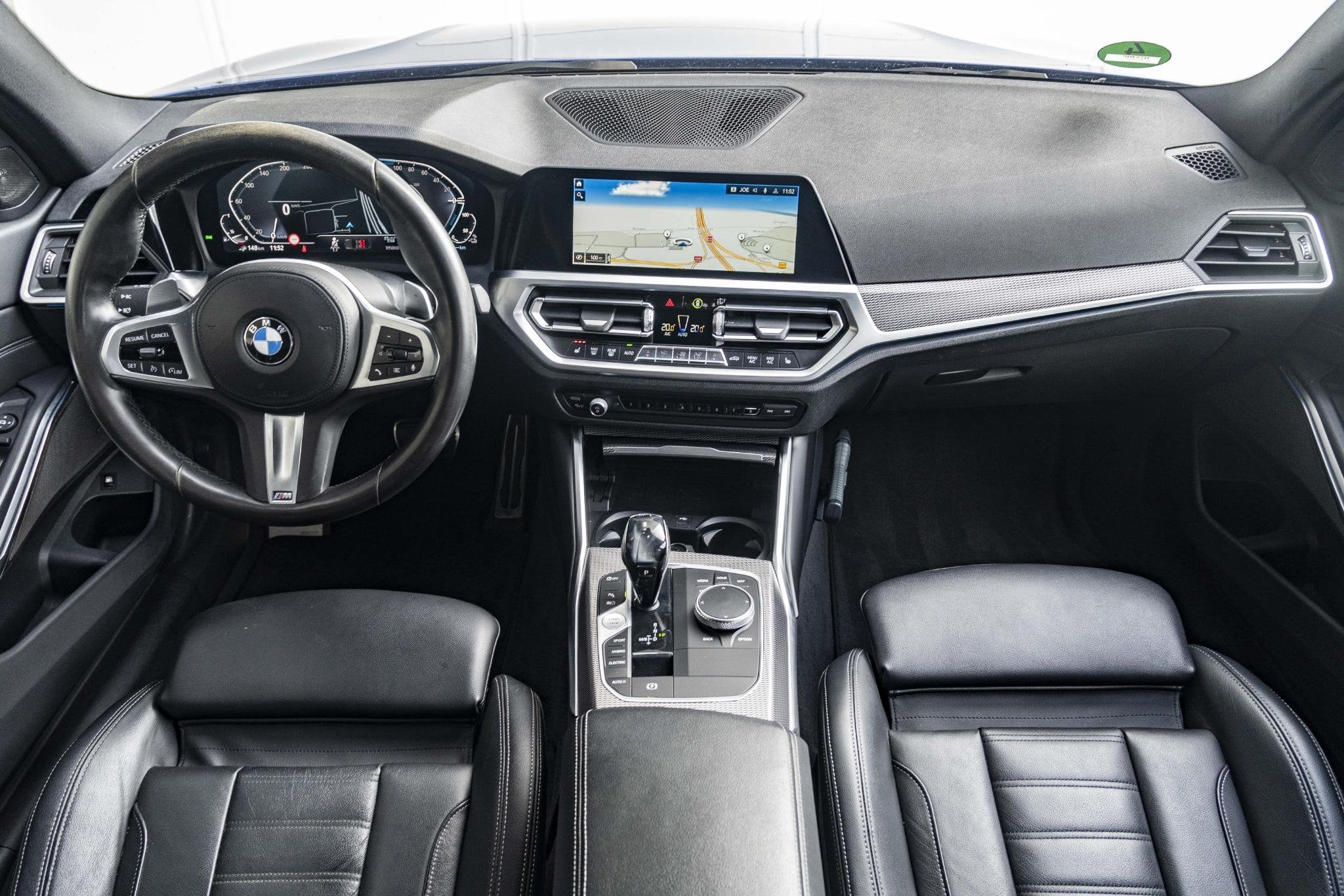 BMW 3 Serie Sedan 330e SoH 89% | High Executive | M Sport |, Auto's, 1998 cc, Gebruikt, Met garantie (alle), Blauw