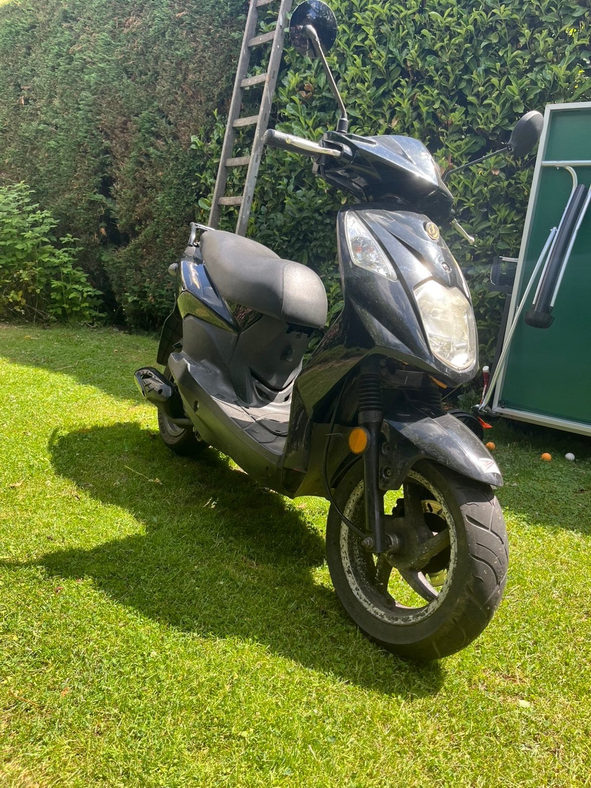 Sym orbit 3 zwart, Fietsen en Brommers, Scooters | SYM, Zo goed als nieuw, Orbit, Maximaal 45 km/u, Benzine, Ophalen