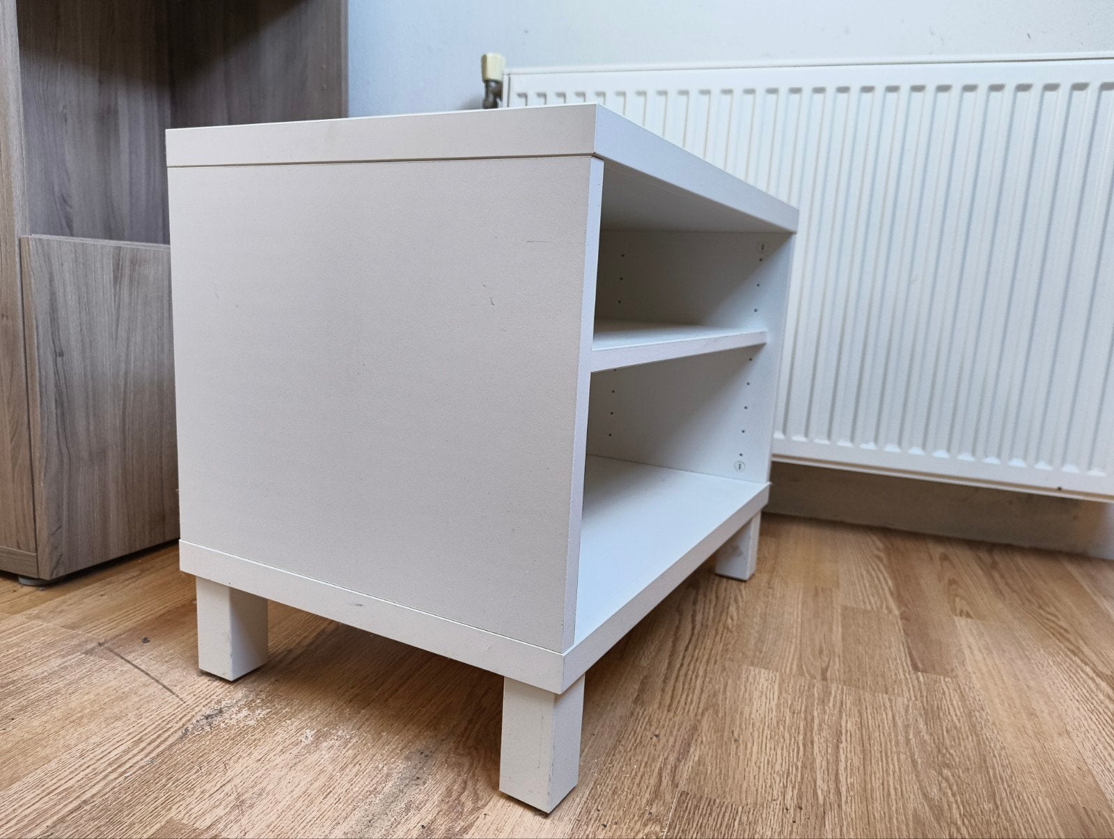 White Wooden Cabinet, Ophalen, Gebruikt