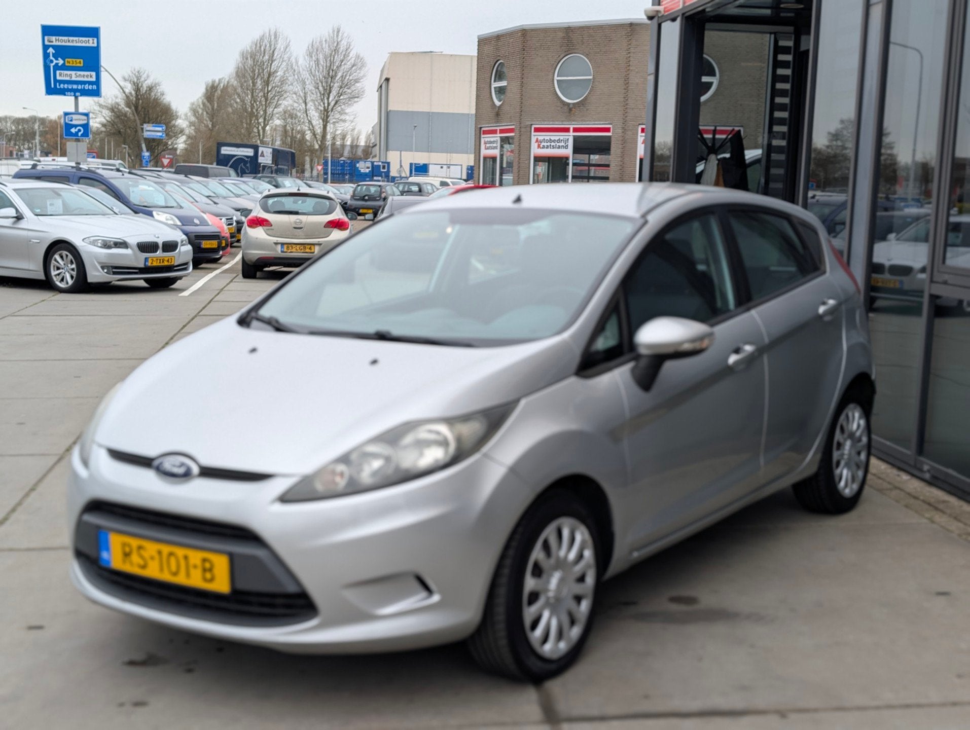 Ford Fiesta 1.25 Limited - Airco - VERSNELLINGSBAK DEFECT -, Voorwielaandrijving, Stof, 4 cilinders, Origineel Nederlands