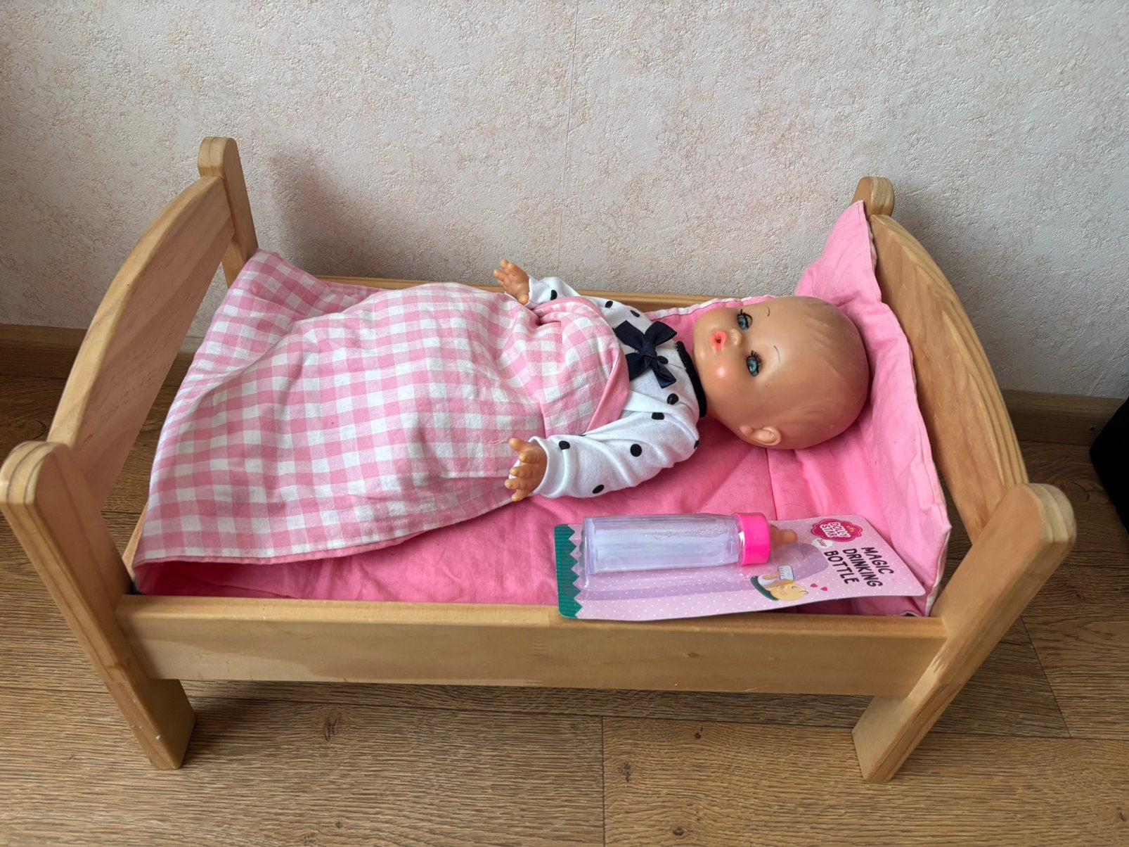 Houten poppenbedje van Ikea, Ophalen of Verzenden, Zo goed als nieuw, Overige typen