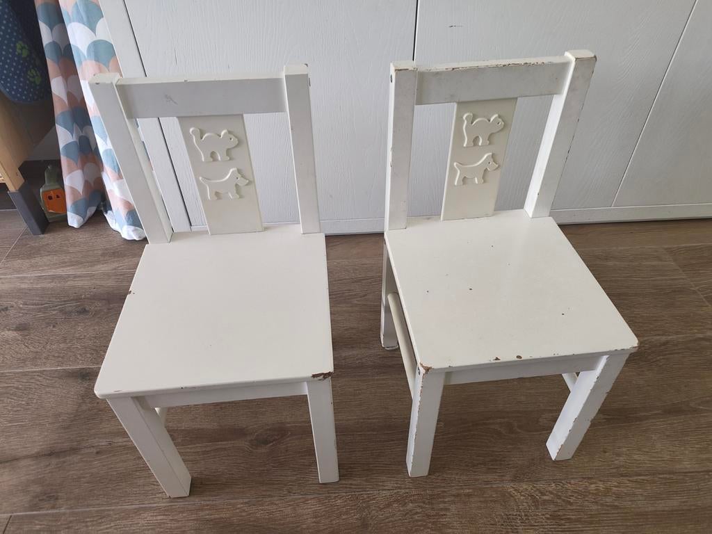 2 houten kinderstoeltjes ikea, opknappers, Kinderen en Baby's, Kinderkamer | Tafels en Stoelen, Ophalen, Gebruikt, Stoel(en)
