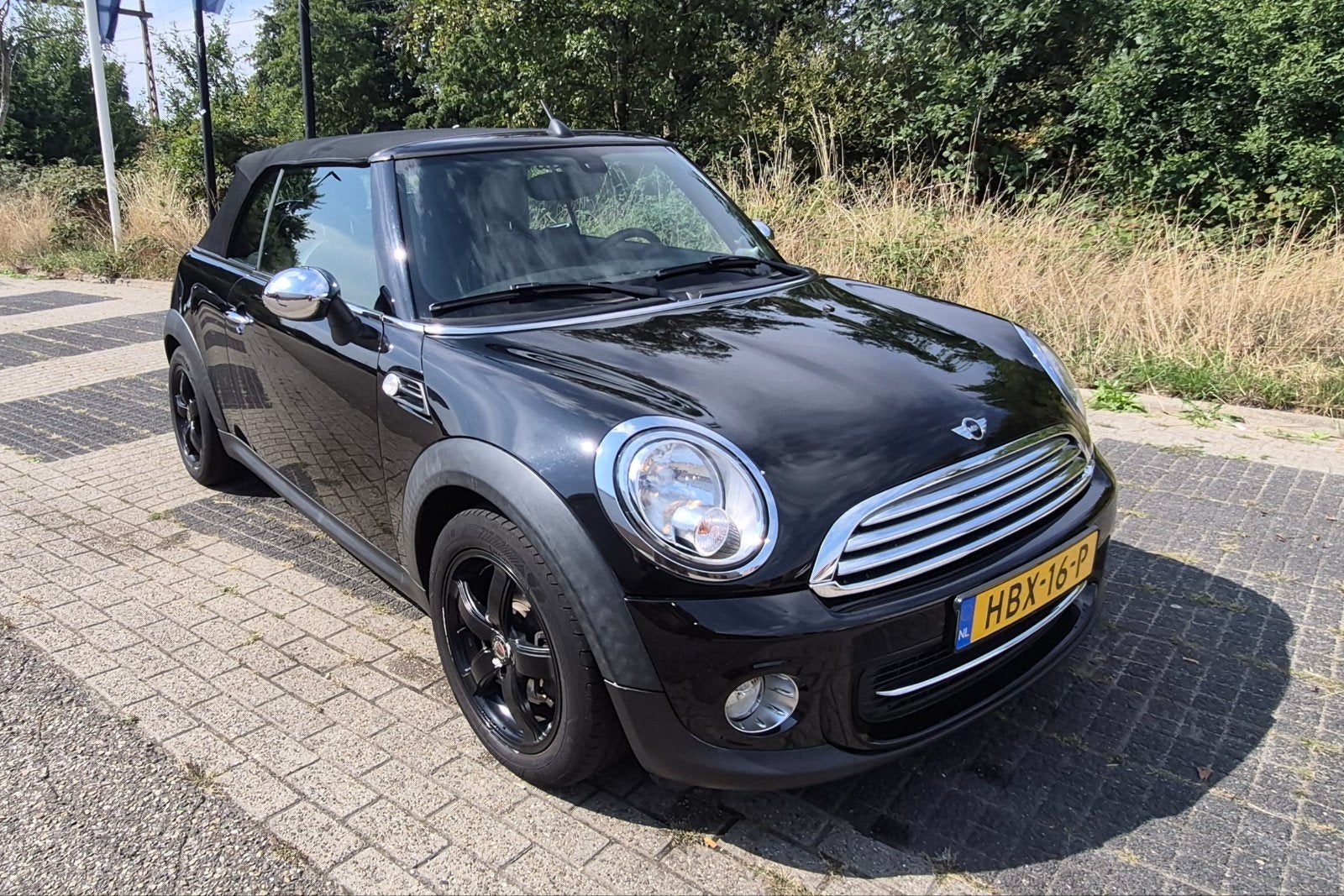MINI Cooper Cabrio 1.6 - 2013 - Onderhoudsboekjes, Auto's, Voorwielaandrijving, Dealer onderhouden, Zwart, 4 cilinders