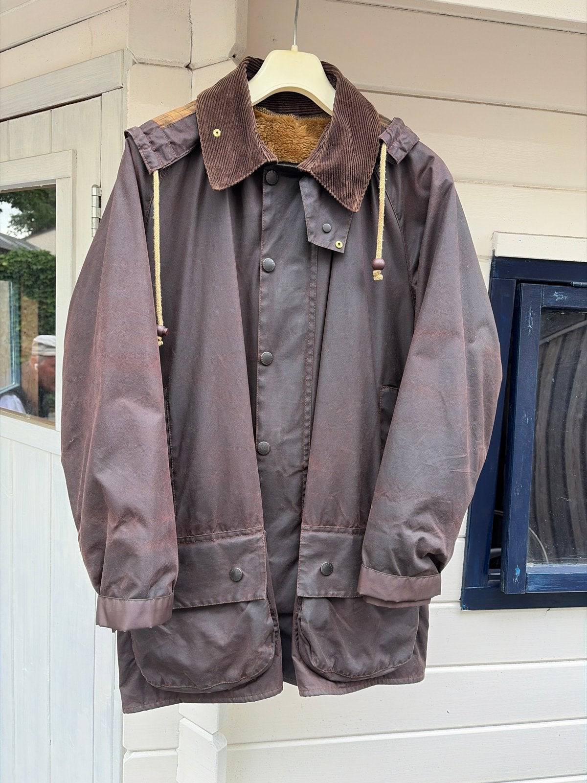Barbour Beaufort Waxjas met capuchon en voering - Maat L, Ophalen of Verzenden, Gedragen, Maat 52/54 (L), Bruin
