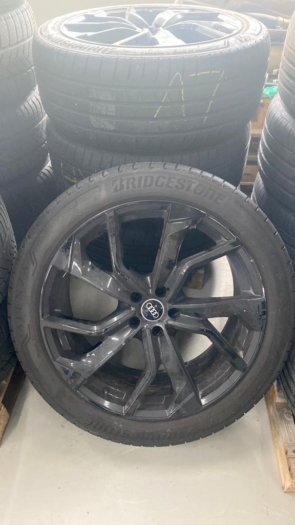 Zomerset Audi Q8 etron 21 inch, Ophalen, Gebruikt, 265 mm, Banden en Velgen
