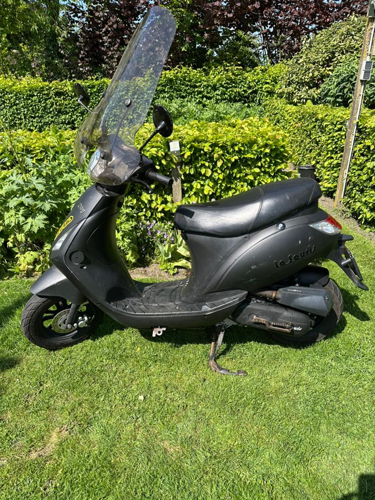 Scooter lasource, Ophalen, Zo goed als nieuw, Benzine, Overige modellen