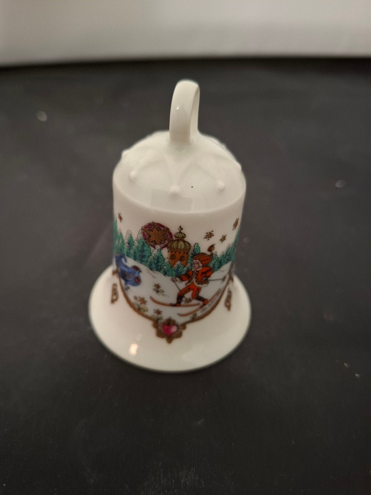 Hutschenreuther Kerstklok 1981 - Im Land der Wälder, Verzenden, Wit, Steen/keramiek, Klassiek