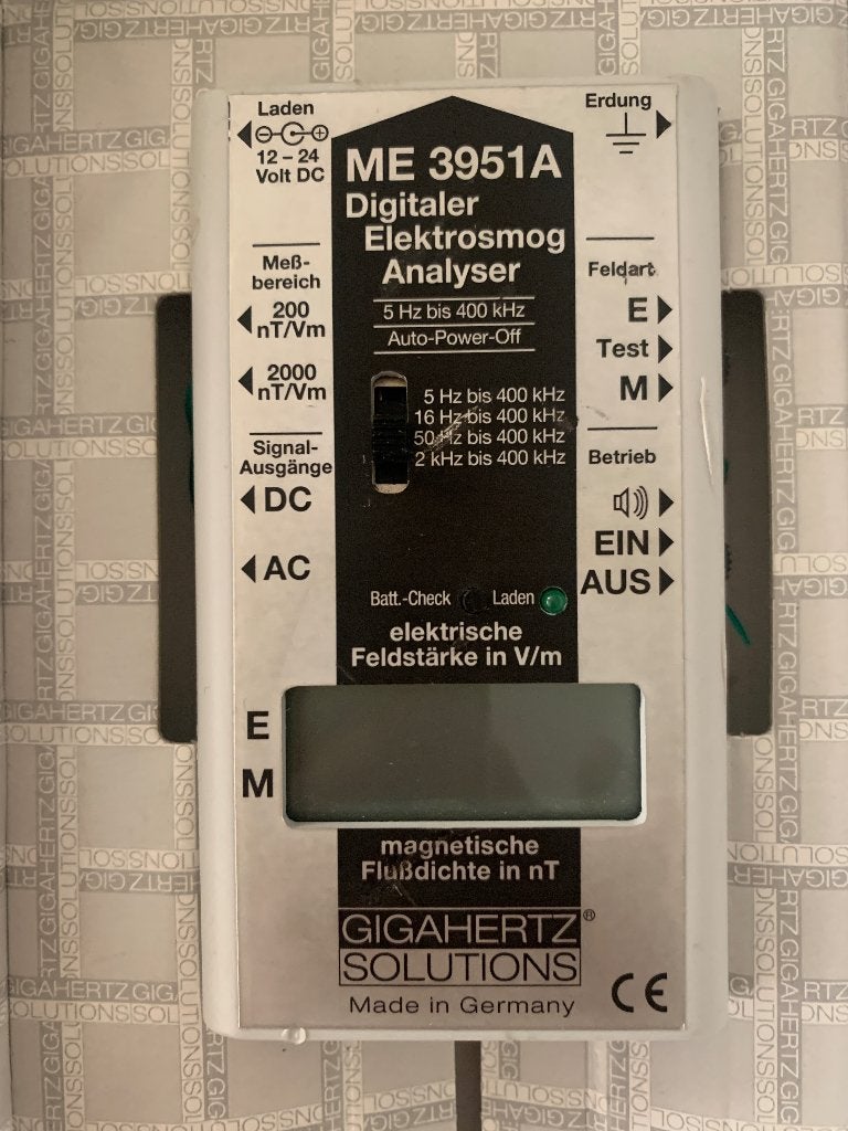 GigaHertz Solutions ME3951A Digitale Elektrosmog Analyser, Ophalen of Verzenden, Gebruikt, Overige meters