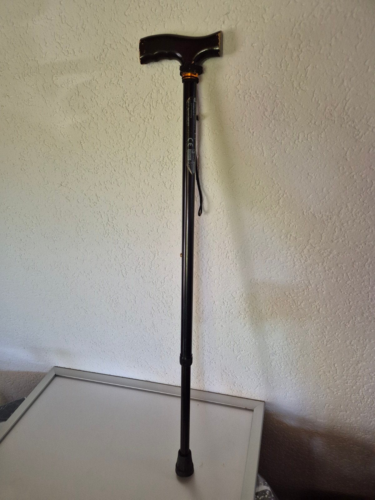 ​Partij van 7 Wandelstokken (Hout, Aluminium & Plaatjes), Ophalen of Verzenden