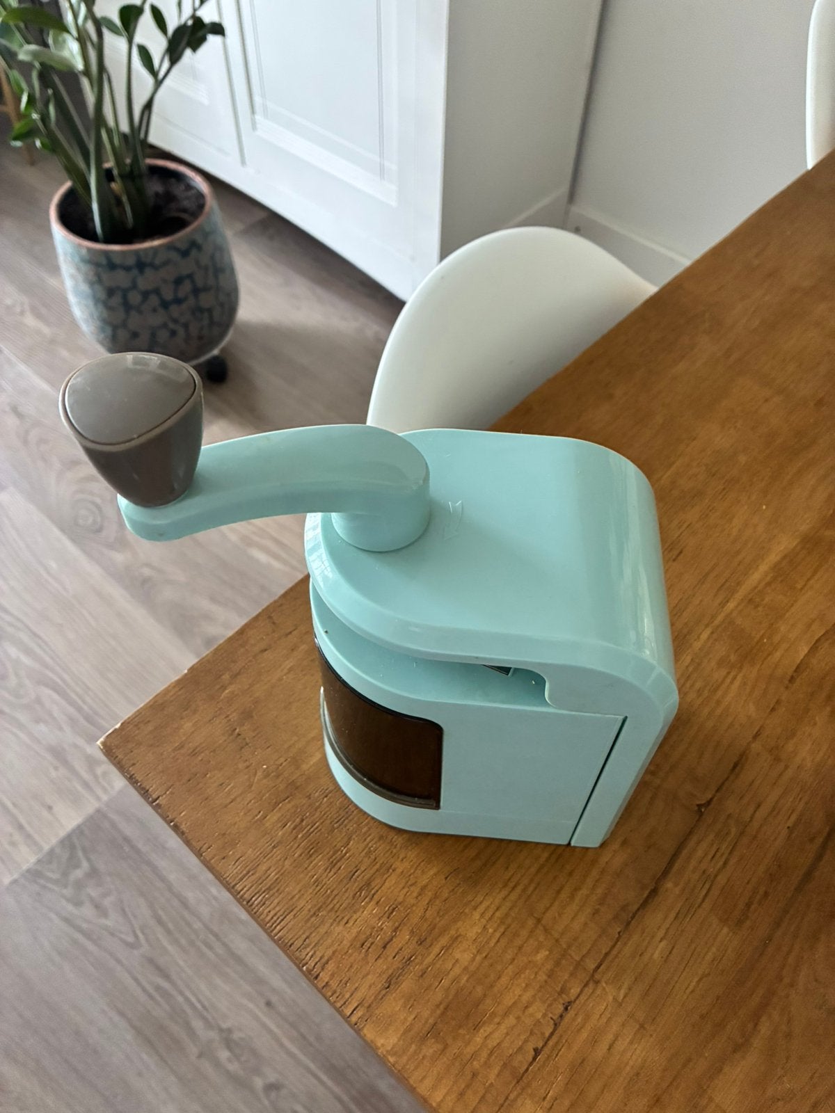 Snijmolen voor courgette spagetti of schijfjes, Ophalen of Verzenden, Zo goed als nieuw, Kunststof, Blauw