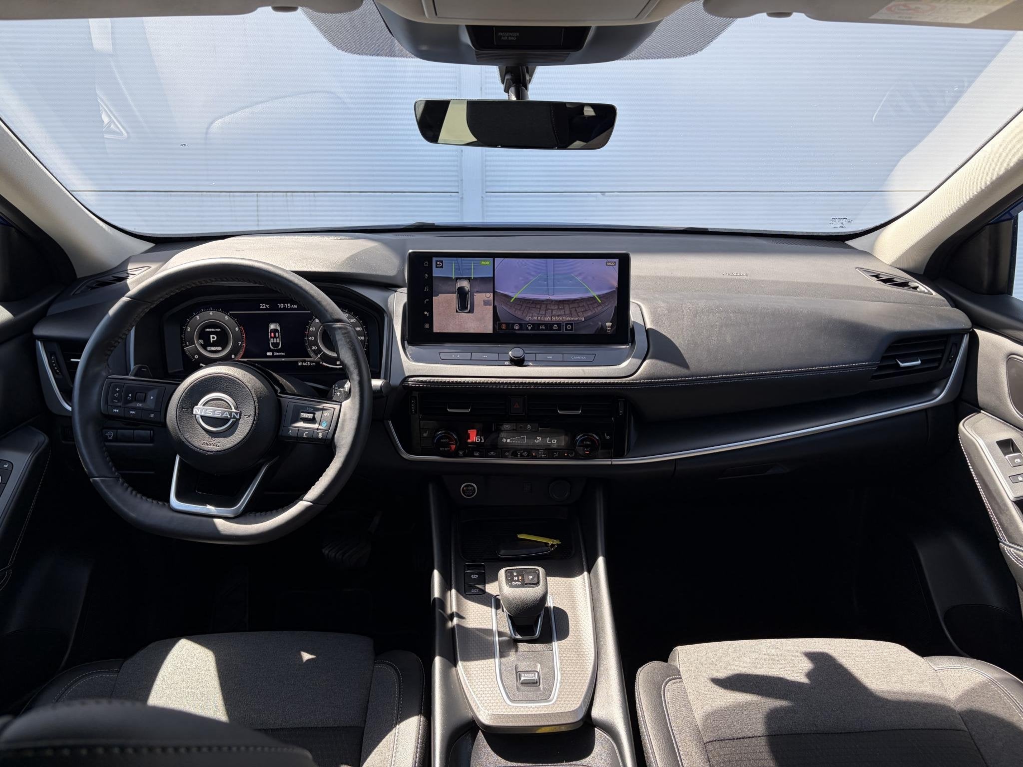 Nissan Qashqai 1.3 MHEV Xtronic N-Connecta / Trekhaak ( 1800, Stof, Euro 6, 4 cilinders, Blauw