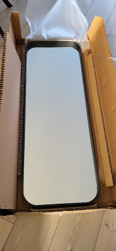Spiegel van Woood zwart metalen frame 110 cm x 40 cm, Huis en Inrichting, Woonaccessoires | Spiegels, Ophalen, Minder dan 50 cm