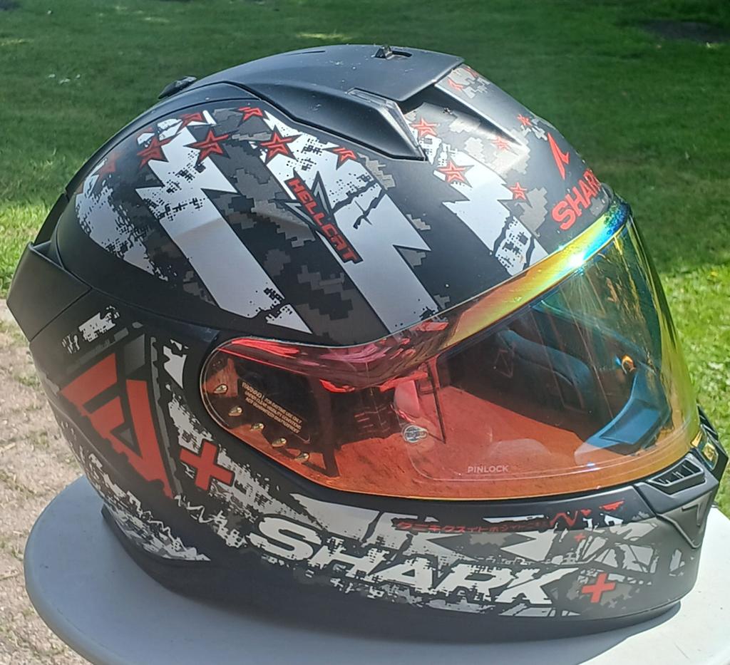 Motorhelm Shark bijna nieuw, Ophalen of Verzenden, Tweedehands, Integraalhelm, Shark