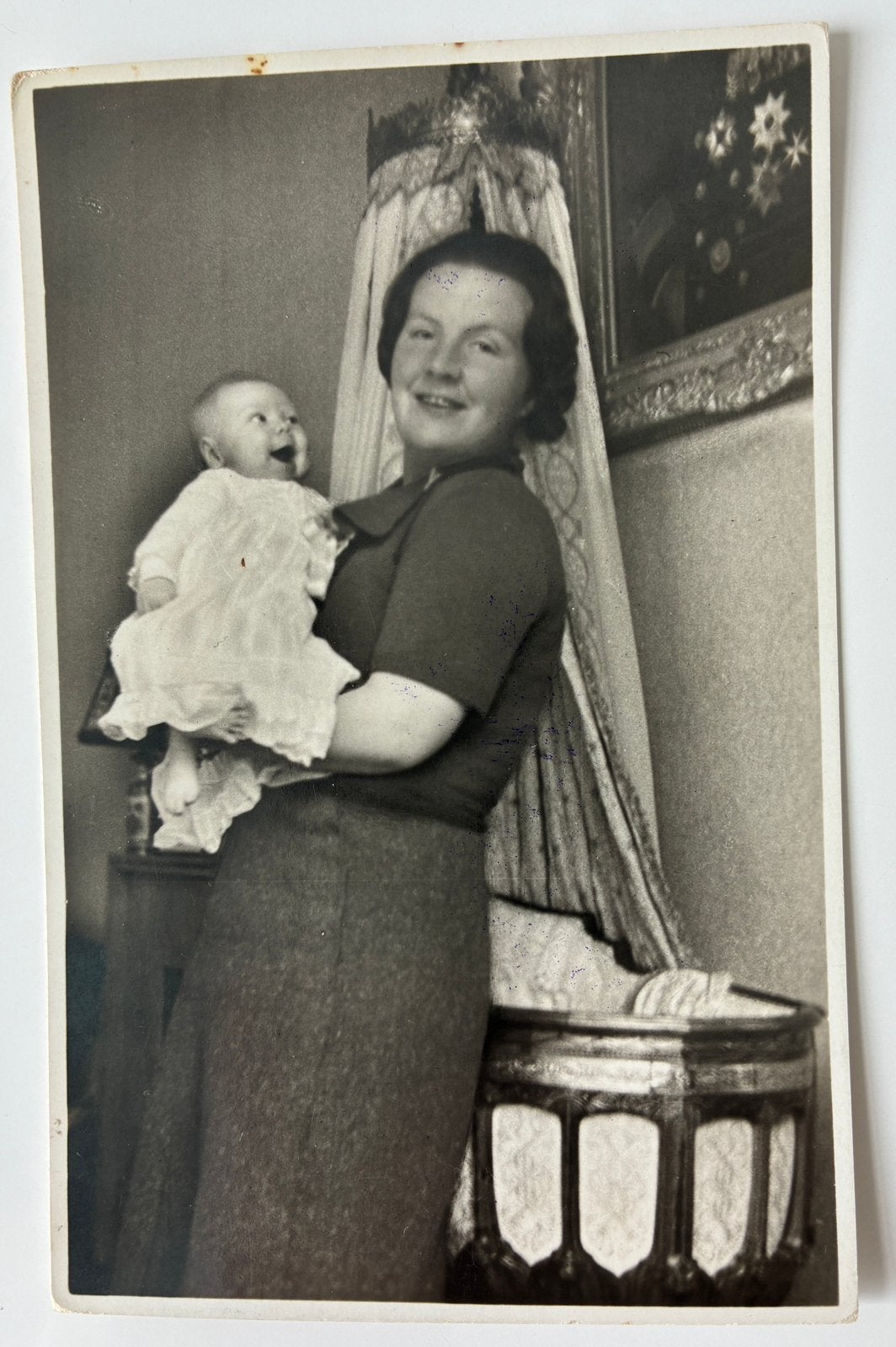 Ansichtkaart Prinses Juliana met pasgeboren Beatrix 1938, Ophalen of Verzenden, Gebruikt, Nederland, Kaart, Foto of Prent