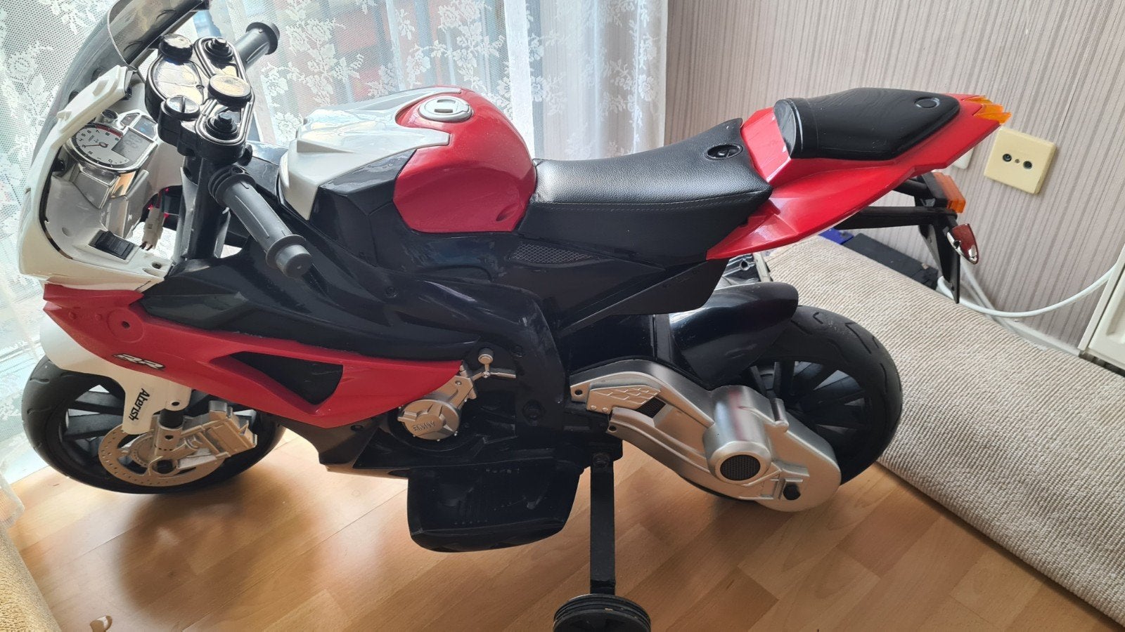 BMW S 1000 RR kindermotor zonder lader, Ophalen, Gebruikt