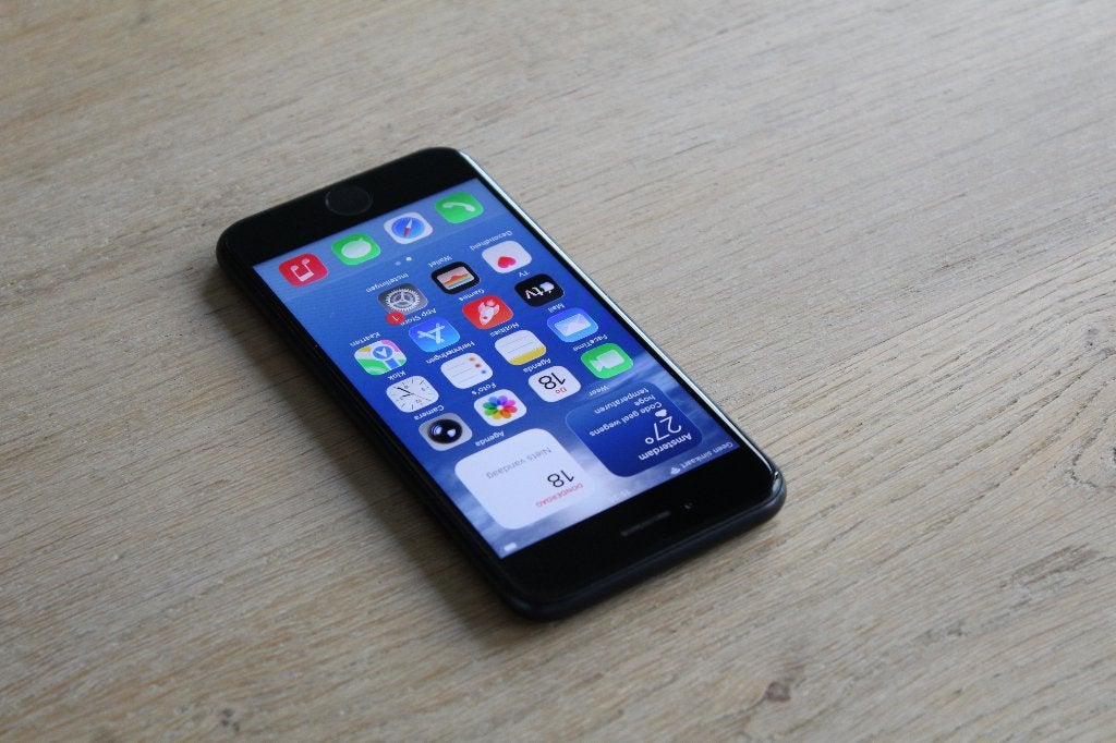 Apple iPhone SE 2022 (3e gen.) - 64GB - Midnight | Garantie, Telecommunicatie, Mobiele telefoons | Apple iPhone, Apple, Zwart