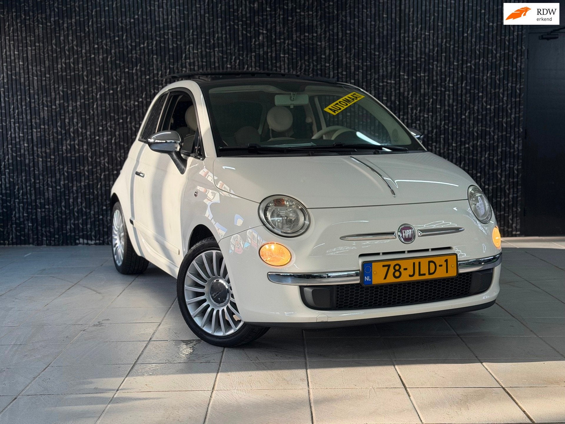 Fiat 500 1.2 Lounge Automaat | Pano | CarPlay | Airco, Auto's, Euro 5, Gebruikt, 1242 cc, 4 cilinders