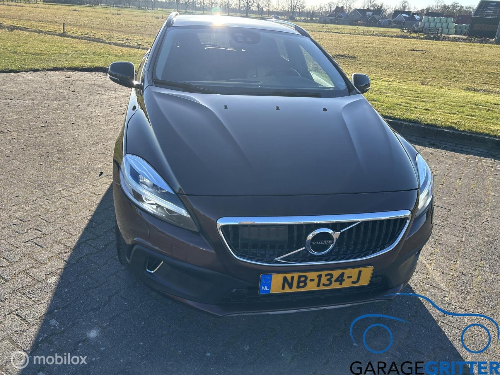 Volvo V40 Cross Country 2.0 D2 Momentum, Euro 6, 4 cilinders, Bedrijf, 26 km/l