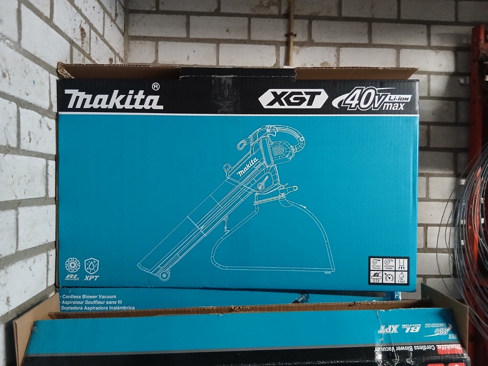 Makita 40V XGT Accu Bladblazer Nieuw, Met zuigfunctie, Nieuw, Ophalen of Verzenden, Makita