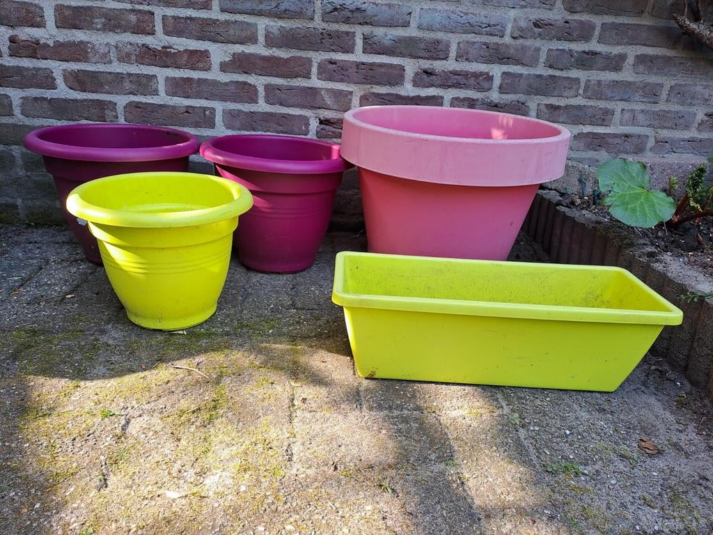 5 grote buitenpotten elho ikea, Ophalen, Kunststof, Gebruikt, Minder dan 30 cm
