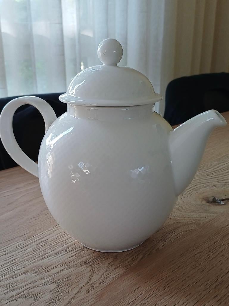 Villeroy en Boch Tipo White theepot, Ophalen of Verzenden, Zo goed als nieuw, Porselein, Overige typen