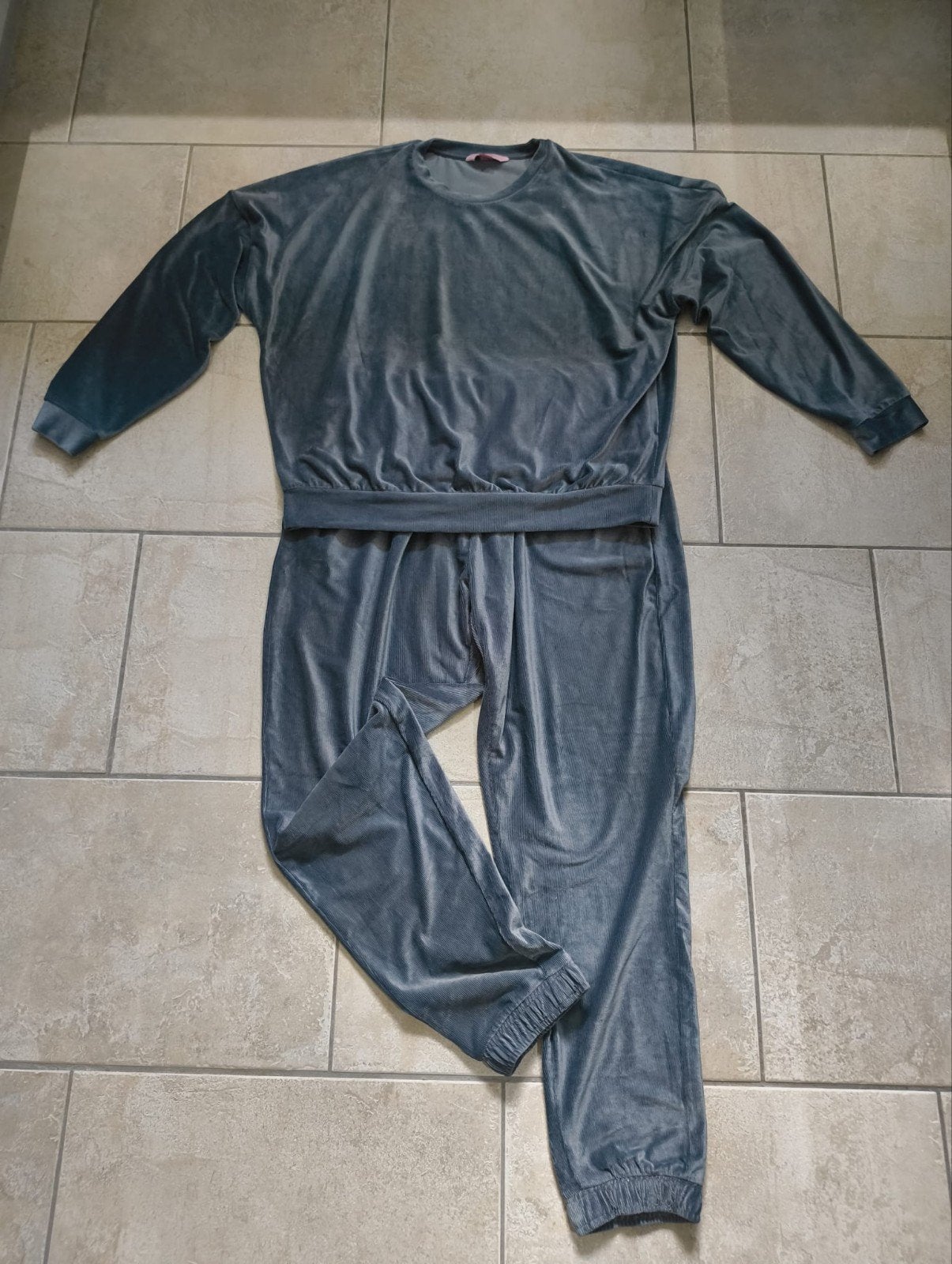 Hunkemöller velours/rib huispak grijs blauw maat XL, Blauw, Maat 46/48 (XL) of groter, Ophalen of Verzenden, Zo goed als nieuw