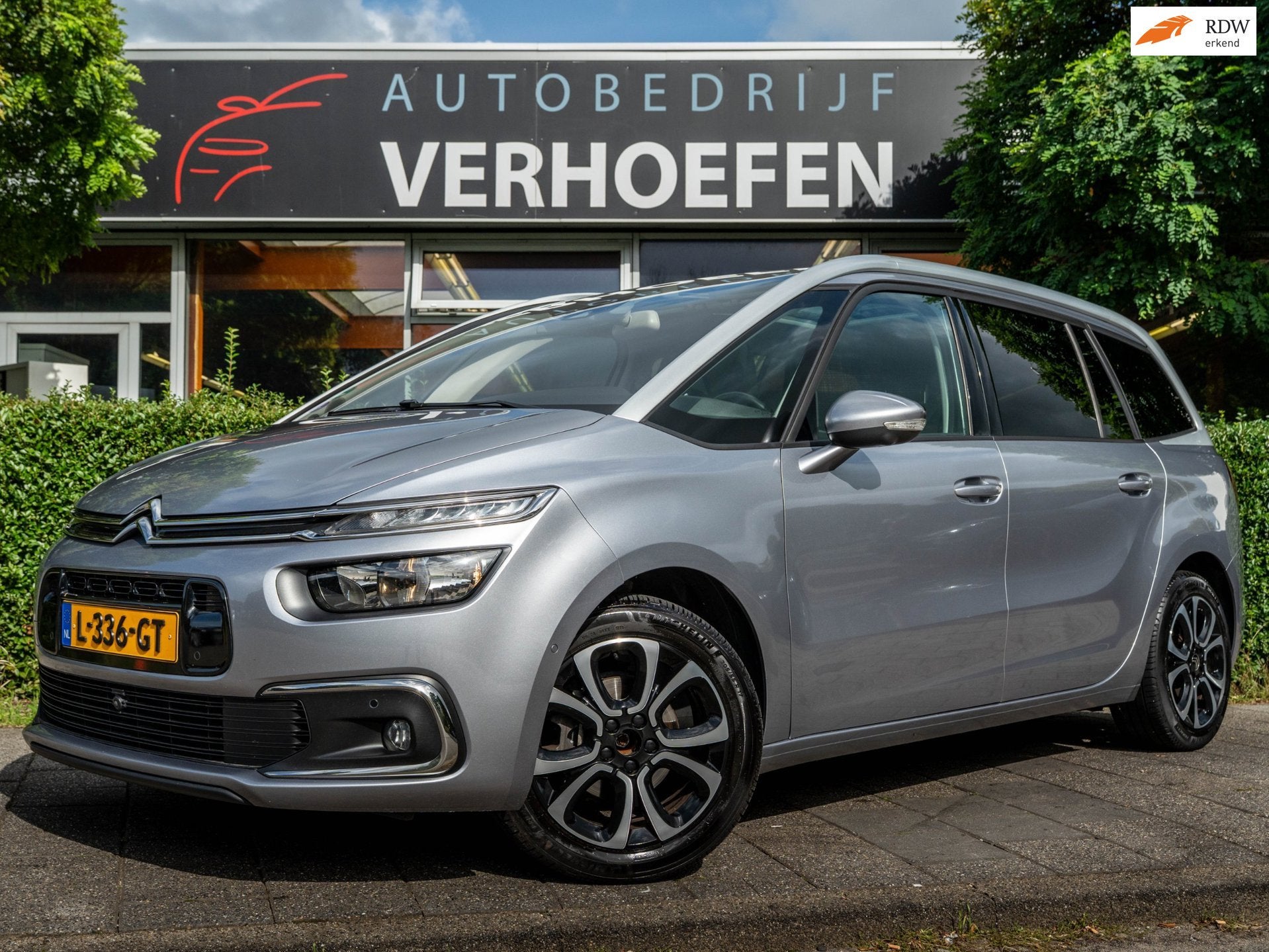 Citroen Grand C4 SpaceTourer 1.2 - 7 PERSOONS - APPLE CARPLA, Auto's, Dealer onderhouden, Gebruikt, 1199 cc, 7 stoelen