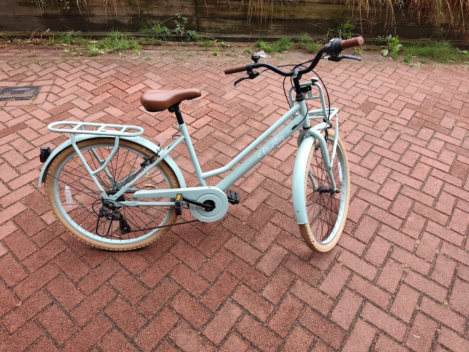 Nette 26" meisjesfiets met 7 versnellingen, Fietsen en Brommers, Fietsen | Meisjes, 26 inch of meer, Ophalen of Verzenden, Zo goed als nieuw
